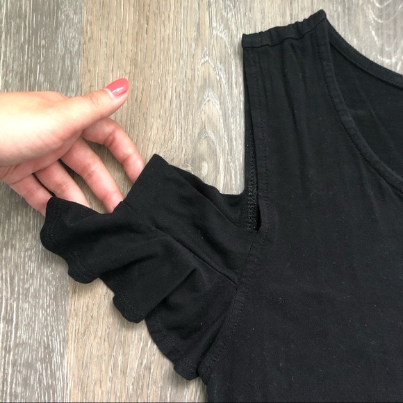 EUC Old Navy open shoulder flutter sleeve shirt - Picture 3 of 5